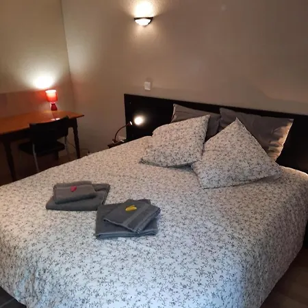 La Granja De Lutz Maison D'hotes Tombeboeuf