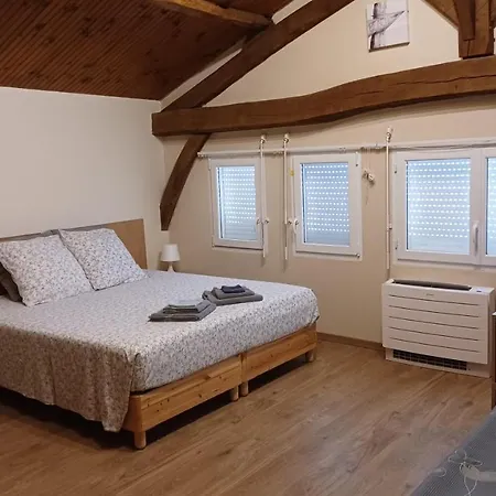 La Granja De Lutz Maison D'hotes Tombeboeuf